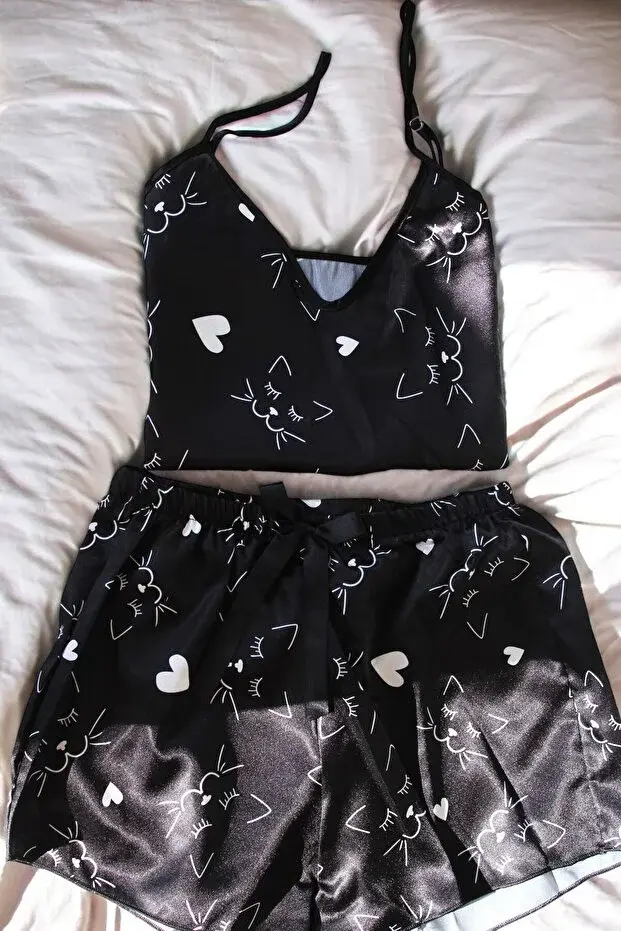Love Secret Siyah İp Askılı Kedili Desenli Saten Şortlu Gecelik Takımı