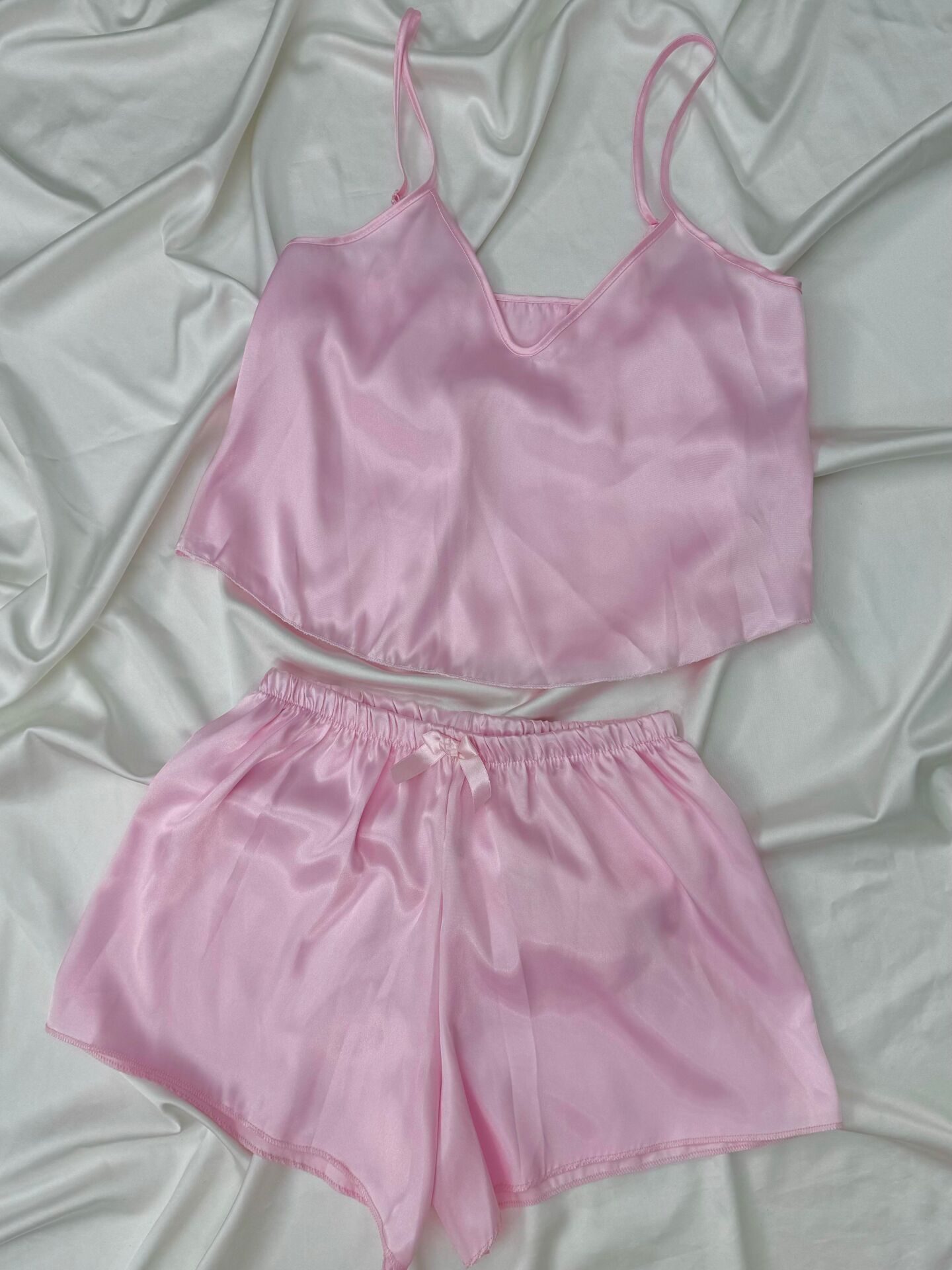 Ayarlanabilir Askılı Saten Pijama Takımı