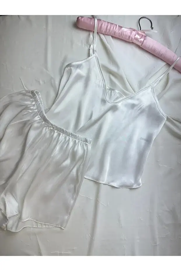 Ayarlanabilir Askılı Saten Pijama Takımı